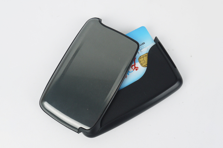 RFID Blocking Wallets ຄຸ້ມຄ່າບໍ?